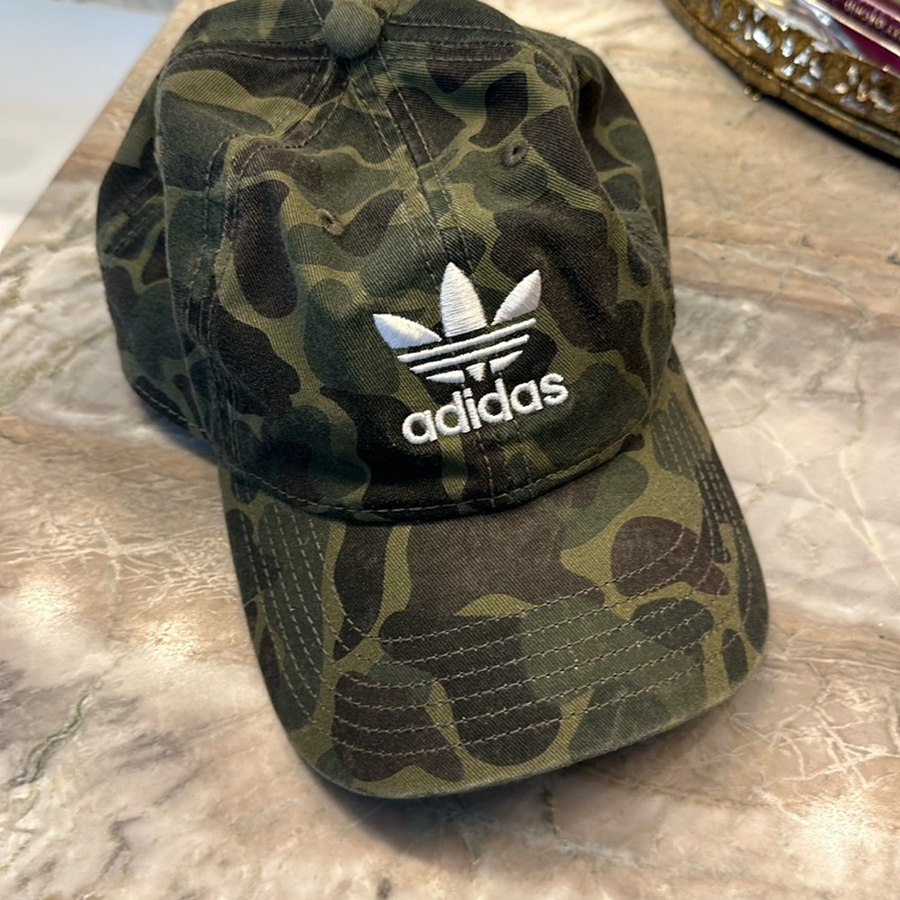 Never worn adidas camo hat